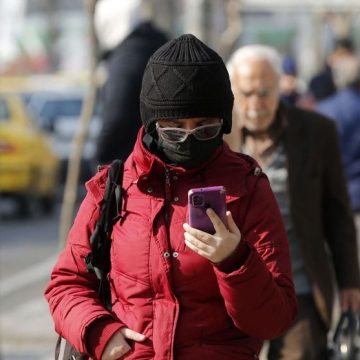 Internet shutdown in Iran continues after protests La perturbation continue d’Internet en Iran après vingt jours de coupure