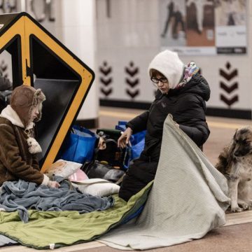 UKRAINE-KYIV-METRO-SHELTER-AIR-ATTACKS-07-02-2026 Les défis énergétiques et diplomatiques de l’Ukraine face aux attaques russes