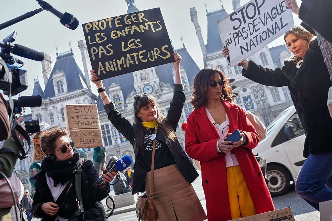 Les animateurs du périscolaire parisien en grève