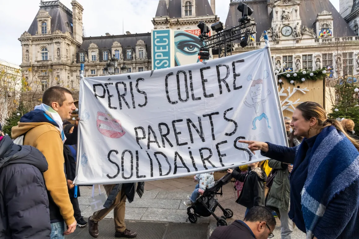 Violences dans le périscolaire à Paris : Enquête sur plusieurs établissements