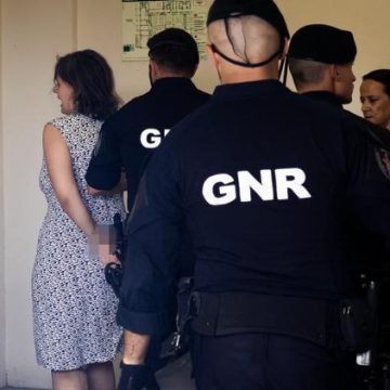 Deux enfants abandonnés au Portugal : la décision des autorités