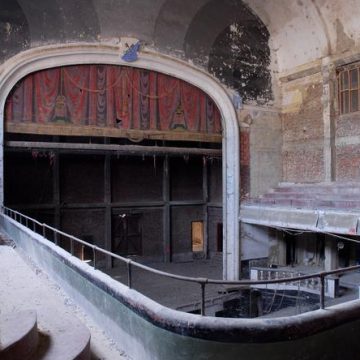 La quête de Simon Edelstein pour préserver la mémoire des cinémas anciens
