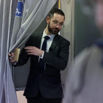 Enquête sur une possible ingérence étrangère visant des candidats LFI