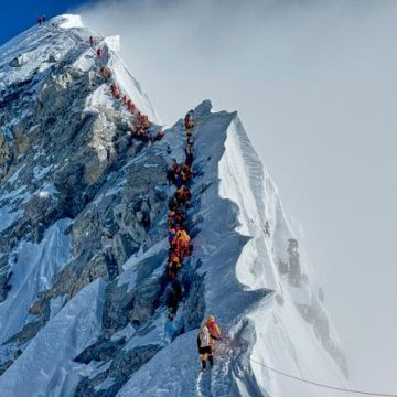 Nombre record de permis d’ascension délivrés par le Népal