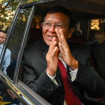 Graciation de Kem Sokha : L’opposant cambodgien sort de résidence surveillée
