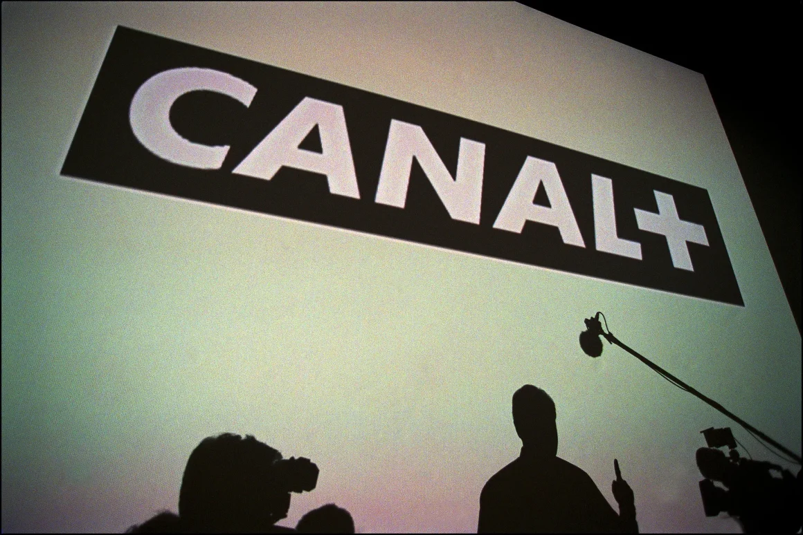 La rupture de Canal+ avec les signataires d’une tribune contre Bolloré