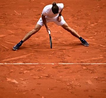 Roland-Garros 2026: Performances marquantes et surprises en huitièmes de finale