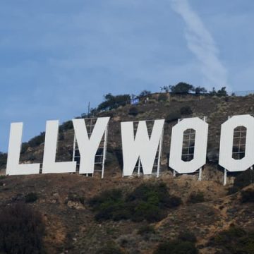 Hollywood et le nouvel accord IA : Consentement et rémunération pour les artistes