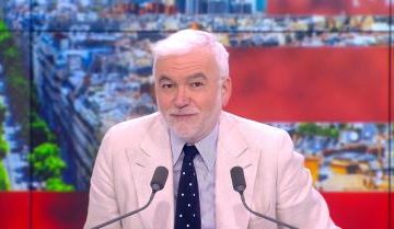 François de Rugy prédit la présence du RN au second tour