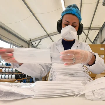 87cf20ef-6be0-4281-907f-0fc6ce14bff9 La production française de masques en déclin : un défi pour la sécurité sanitaire