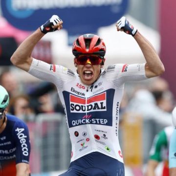 Victoire de Paul Magnier au sprint lors de la première étape du Tour d’Italie