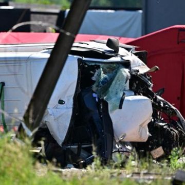 Accident tragique en Belgique : un car scolaire percuté par un train