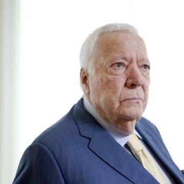Mise en examen de trois avocats suisses dans l’affaire LVMH-Hermès