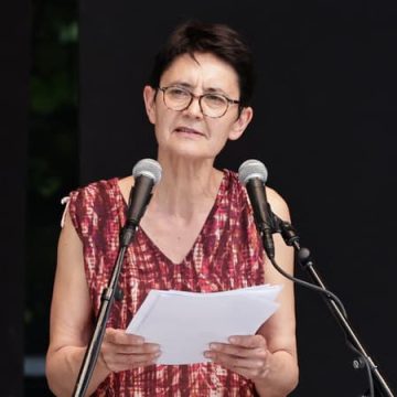 Nathalie Arthaud exprime ses positions lors de la fête de Lutte Ouvrière
