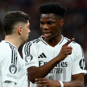 Le Real Madrid inflige des amendes financières à Valverde et Tchouaméni après une altercation