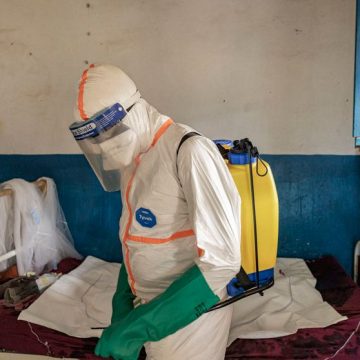 Health Officials Race To Contain Deadly Ebola Outbreak In Congo La lutte contre l’épidémie d’Ebola en RD-Congo