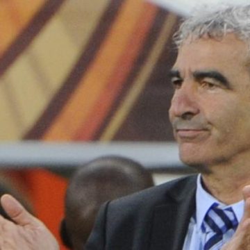 Réaction de Raymond Domenech au documentaire sur le scandale de Knysna