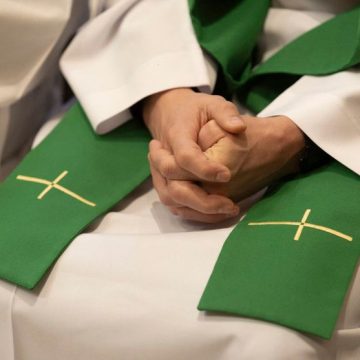 ITALY - SPANISH CARDINAL JOSE' COBO CANO TAKES POSSESSION OF THE TITLE OF SANTA MARIA IN MONSERRATO DEGLI SPAGNOLI IN ROME - 2024/2/4 L’escroquerie du sexagénaire de Seine-Saint-Denis