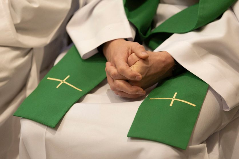ITALY - SPANISH CARDINAL JOSE' COBO CANO TAKES POSSESSION OF THE TITLE OF SANTA MARIA IN MONSERRATO DEGLI SPAGNOLI IN ROME - 2024/2/4 L’escroquerie du sexagénaire de Seine-Saint-Denis