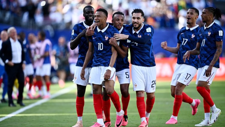 09ae2ebf-302a-4a31-9bfa-49cd36b4f580 La France réussit son entrée en Coupe du monde face au Sénégal