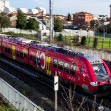 Collision tragique entre un TER et une voiture près de Toulouse