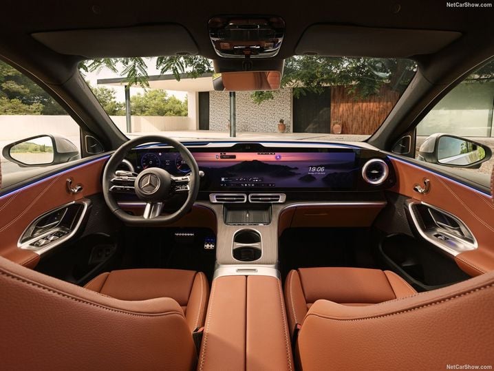 141e17e3-1ecc-4721-865e-dcca37ef3ef3 Le nouveau Mercedes GLC électrique : entre modernité et tradition