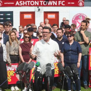 160eaa04-ebbe-4763-95a5-c1c2dddca6c6 Andy Burnham se positionne comme potentiel successeur de Keir Starmer