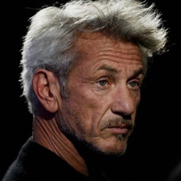 Sean Penn: Sa Position Radicalement Anti-Selfie et Son Absence aux Oscars
