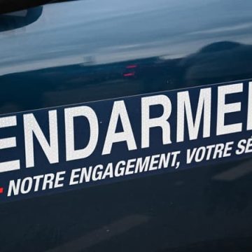 Deux gendarmes blessés par un homme de 82 ans en Eure-et-Loir