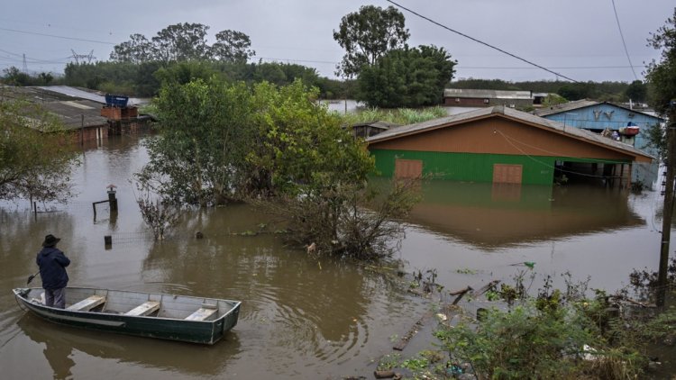21a94c9a-7780-42a6-8ccc-ac03e7025305 Super El Niño : Consequences Climatiques Dévastatrices Attendues