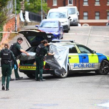 2b245514-97d5-4174-a7c2-f225fb8a0fff Attaque au couteau à Belfast : Réactions et Enquête