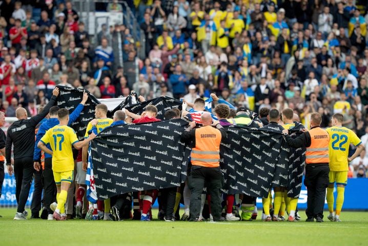 2ba73e0f-74f9-41ae-8b67-51d2f8032247 Nouveau malaise de Christian Eriksen lors d’un match amical