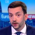 Le gouvernement face aux critiques après les rassemblements