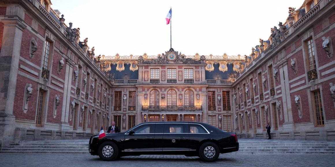 3522fdc3-4b28-45c6-9f8b-f1429c2dbc39 Rencontre à Versailles entre Macron et Trump