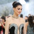 Anne Hathaway annonce sa troisième grossesse