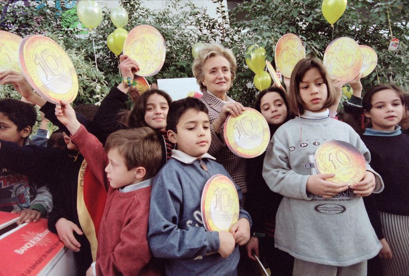 3916fe5f-fecc-4bcf-b5c2-da86beaf94da Décès de Bernadette Chirac : une femme politique engagée et influente