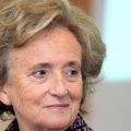 Hommages rendus à Bernadette Chirac