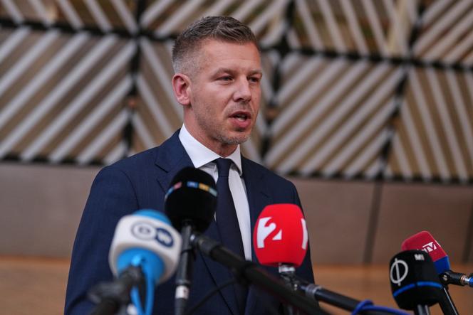 3d3ee7d7-5c7e-4404-99a2-b2d00158a16f Réformes anti-corruption et médiatiques en Hongrie sous le gouvernement de Péter Magyar