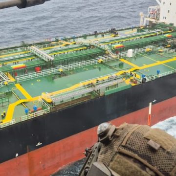 La France interpelle un pétrolier russe sous sanctions