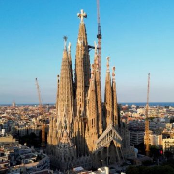 La Sagrada Família : Un Héritage Vécu à Travers le Temps