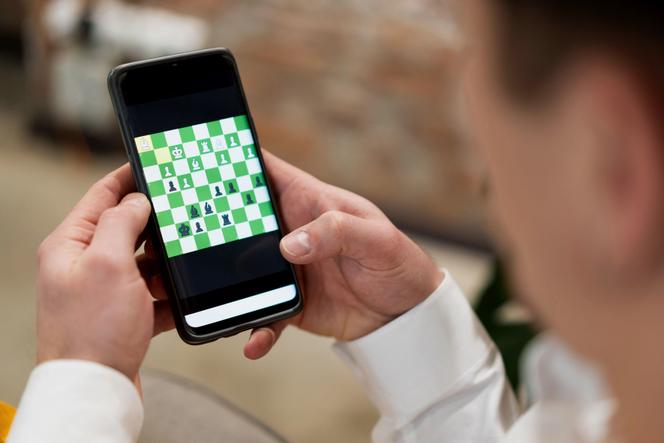 46cbd548-04d6-4cf5-b038-c7abcb577e54 L’addiction croissante à Chess.com en France