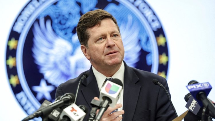 4b566e65-ab12-4bba-912a-6fad8706214e Donald Trump désigne Jay Clayton pour diriger les services de renseignement américains