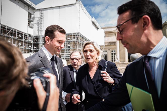 5208ea0d-a1b2-46ae-b708-e1ff5d424623 La rupture au sein du Rassemblement national : Jordan Bardella défie Marine Le Pen
