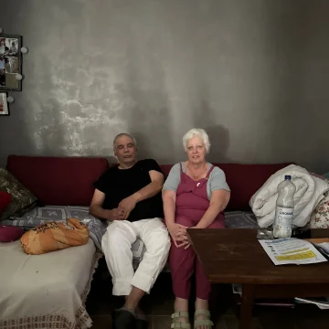 Conditions de vie difficiles dans le plus grand bidonville de France pendant la canicule
