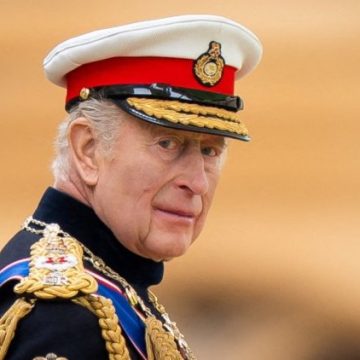 5d416bf8-58e7-4beb-95b8-427963f320b8 La déclaration d’impôts historique du roi Charles III