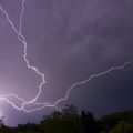 Orages violents dans les Hauts-de-France, provoquent des dégâts et une baisse de température
