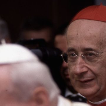 Le décès du cardinal Camillo Ruini, figure influente de l’Église italienne