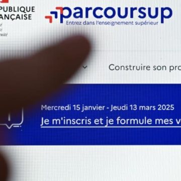 Parcoursup : désespoir et incertitudes pour des lycéens en attente