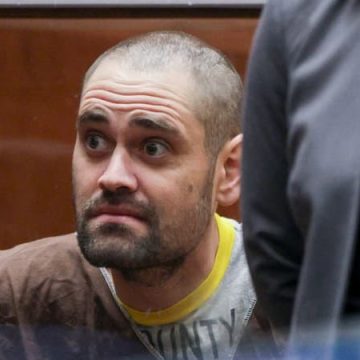 74ff96a6-2228-4664-8b01-75b2078fb2ad Nick Reiner devant la justice: Accusations de meurtre et accès au fonds fiduciaire