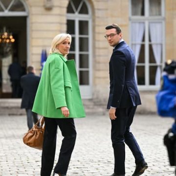 Présidentielle 2027: Le Rassemblement National Adopte un Chatbot IA